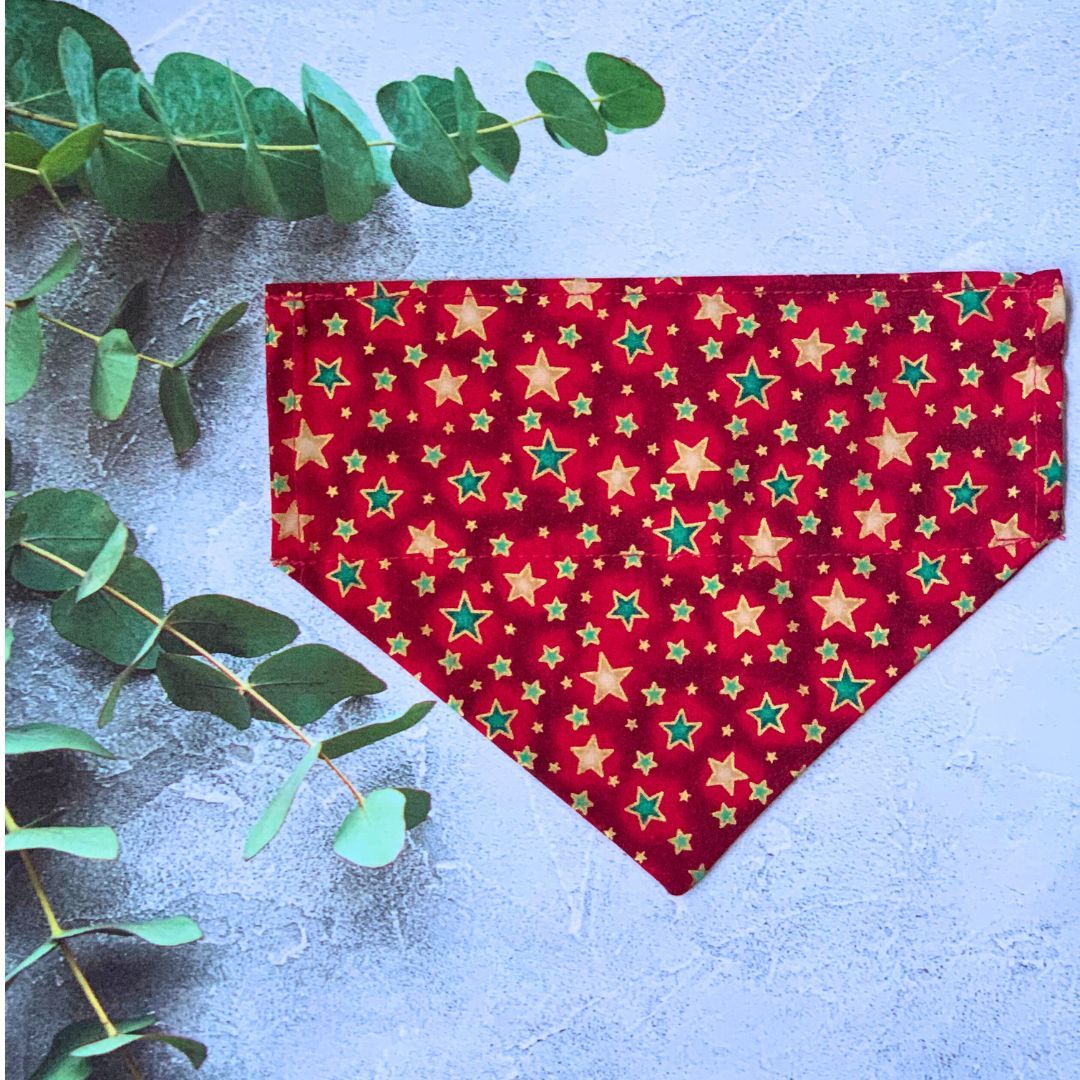 BANDANA - XMAS - Stars on red