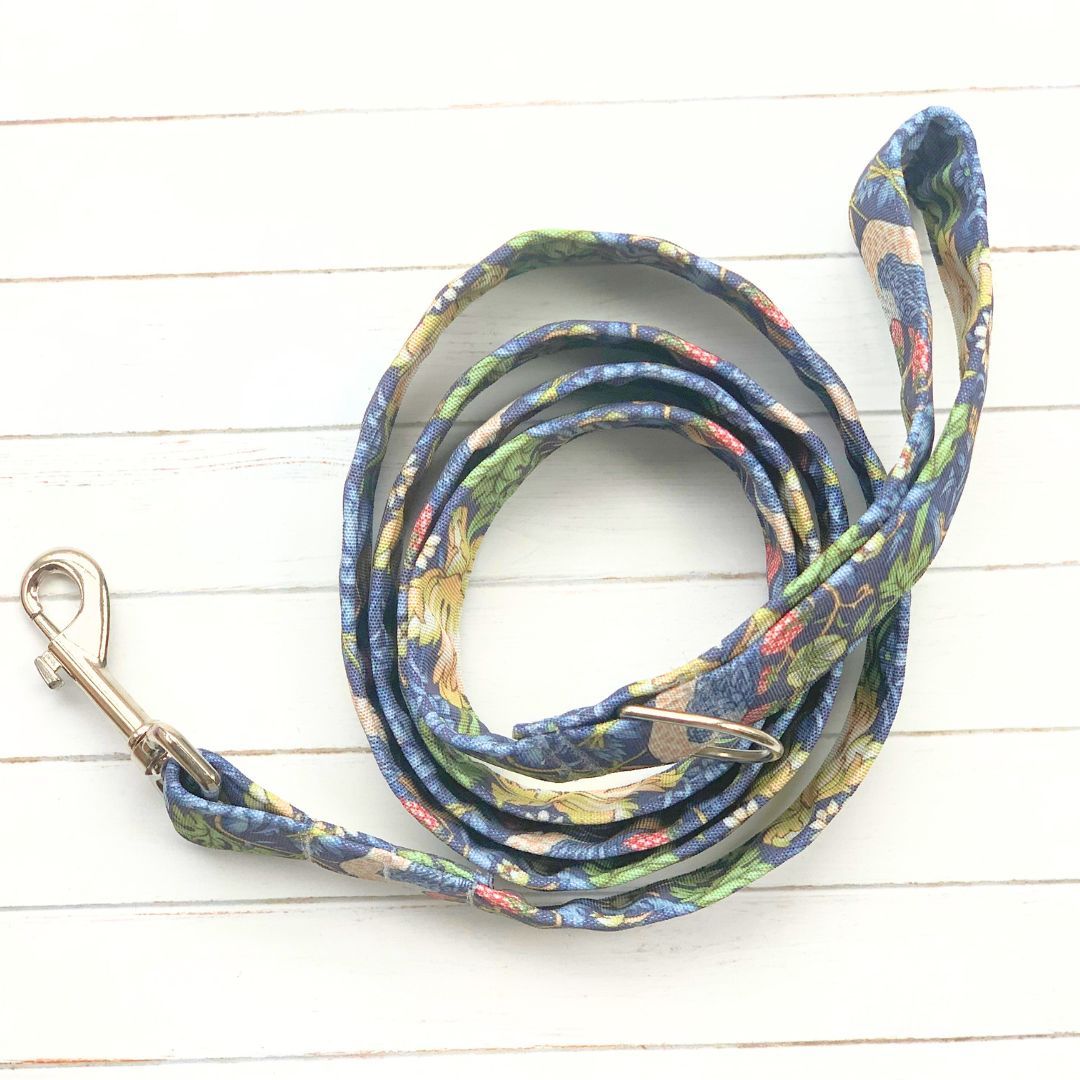 LEAD - STRAWBERRY THIEF, NAVY
