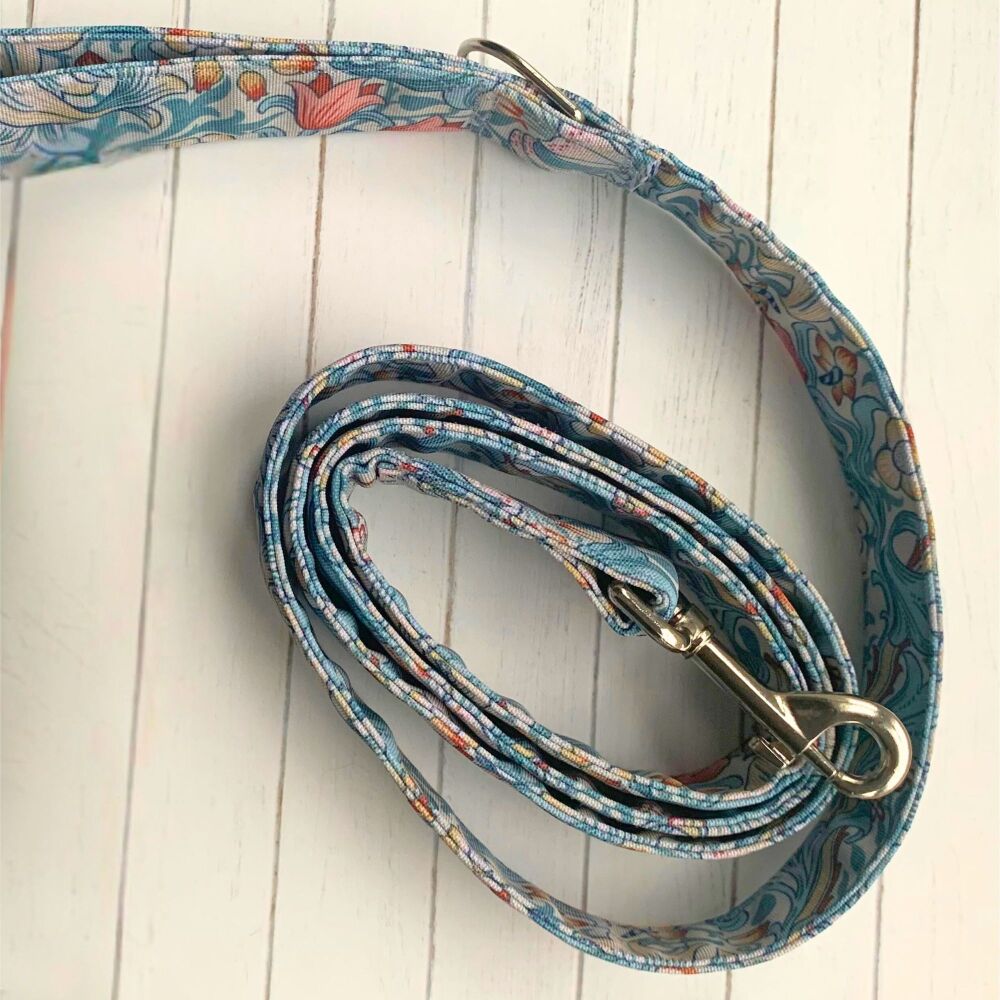 LEAD - GOLDEN LILY, CORNFLOWER BLUE