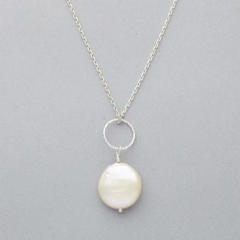 Necklace - Fresh water single pearl pendant 