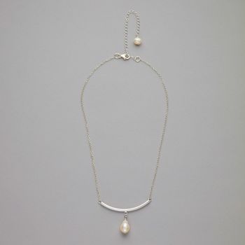 Necklace - Fresh water pearl, silver bar pendant