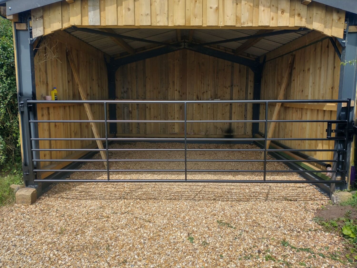 York Gates heavy duty field gate galvanised and powder coated black also lo