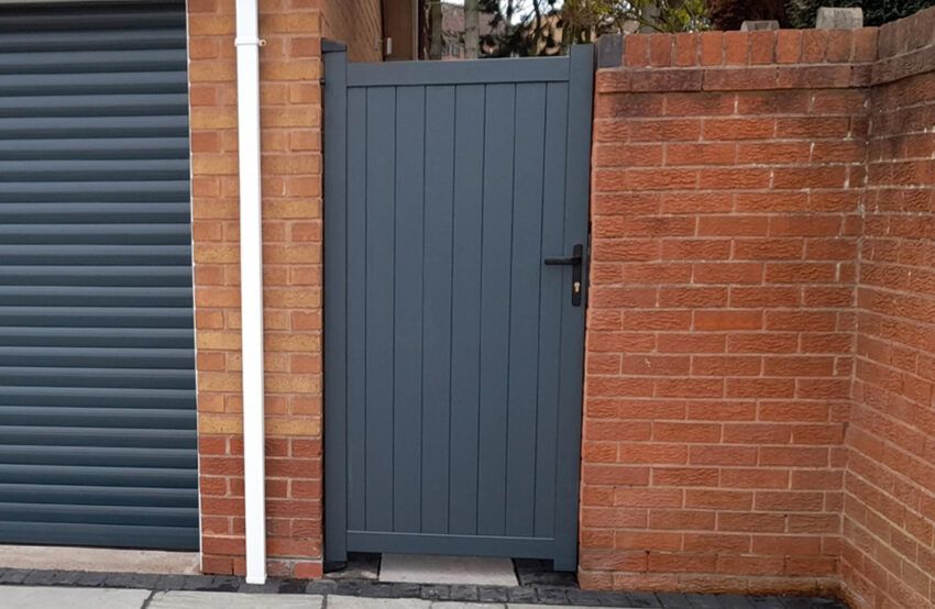 Aluminium Tall single gate