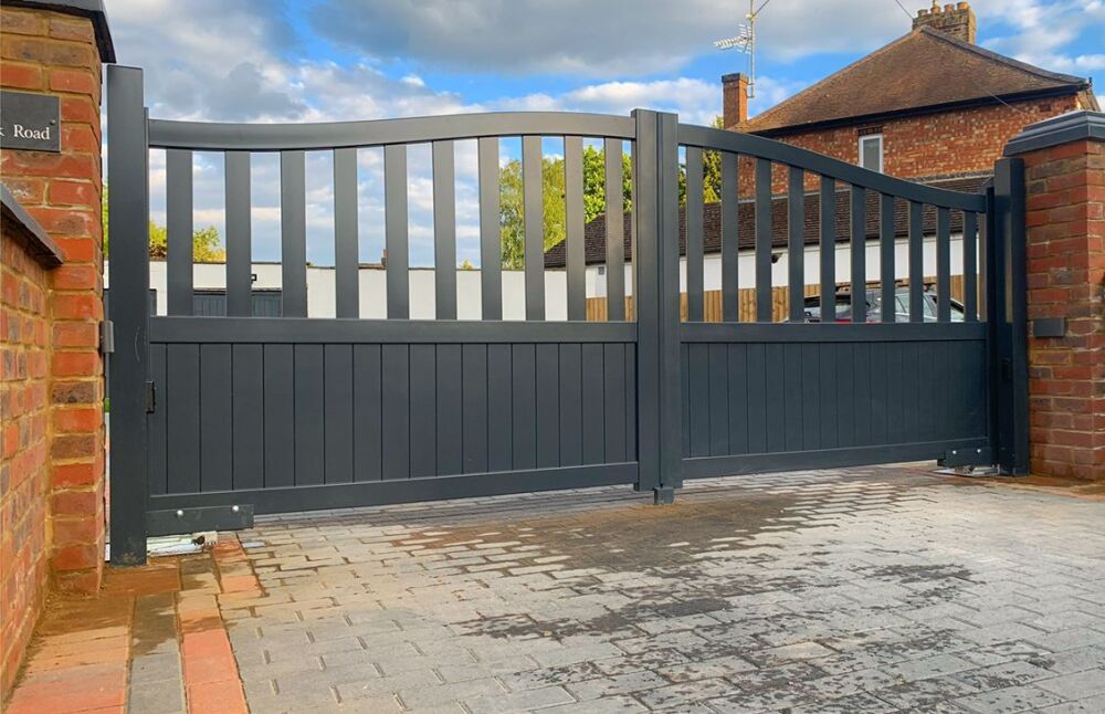 York Gates aluminium double gates vertical boards partial privacy slatted c