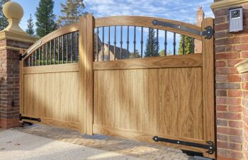 Aluminium double gates partial privacy curved top with infill bars wood effect finish