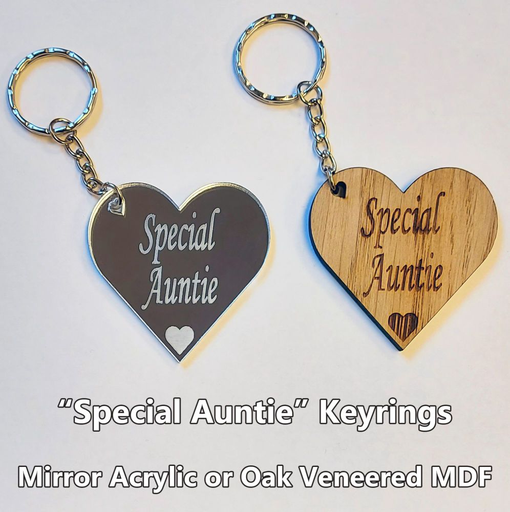 Special Auntie, 1 x Keyring