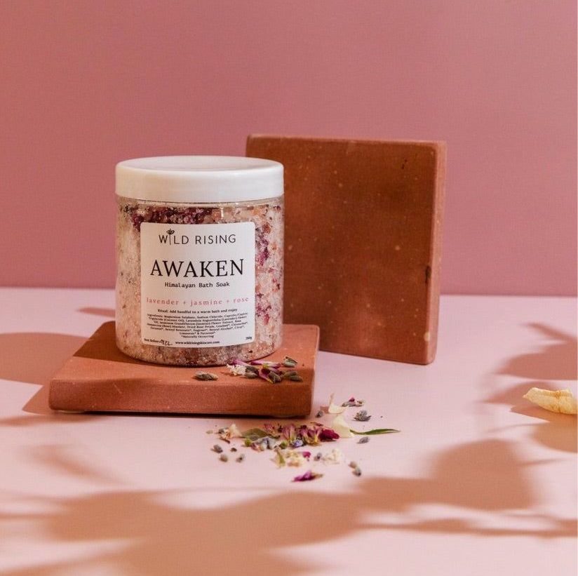 Awaken - Lavender, Jasmine and Rose Bath Salts 300g