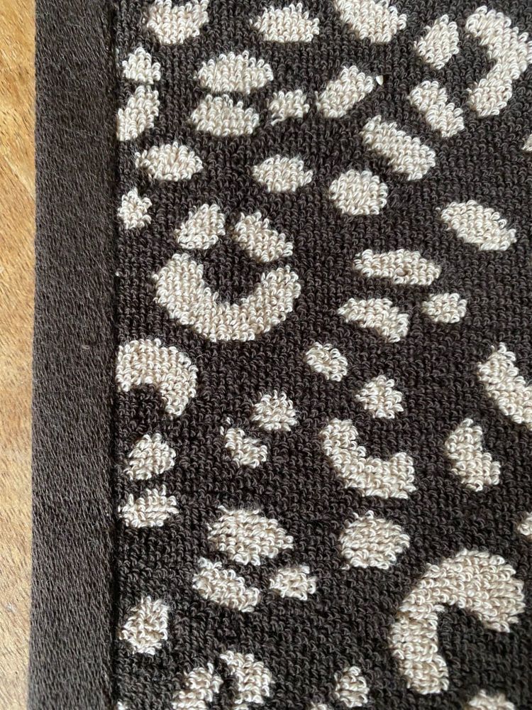 LEOPARD PRINT BROWN