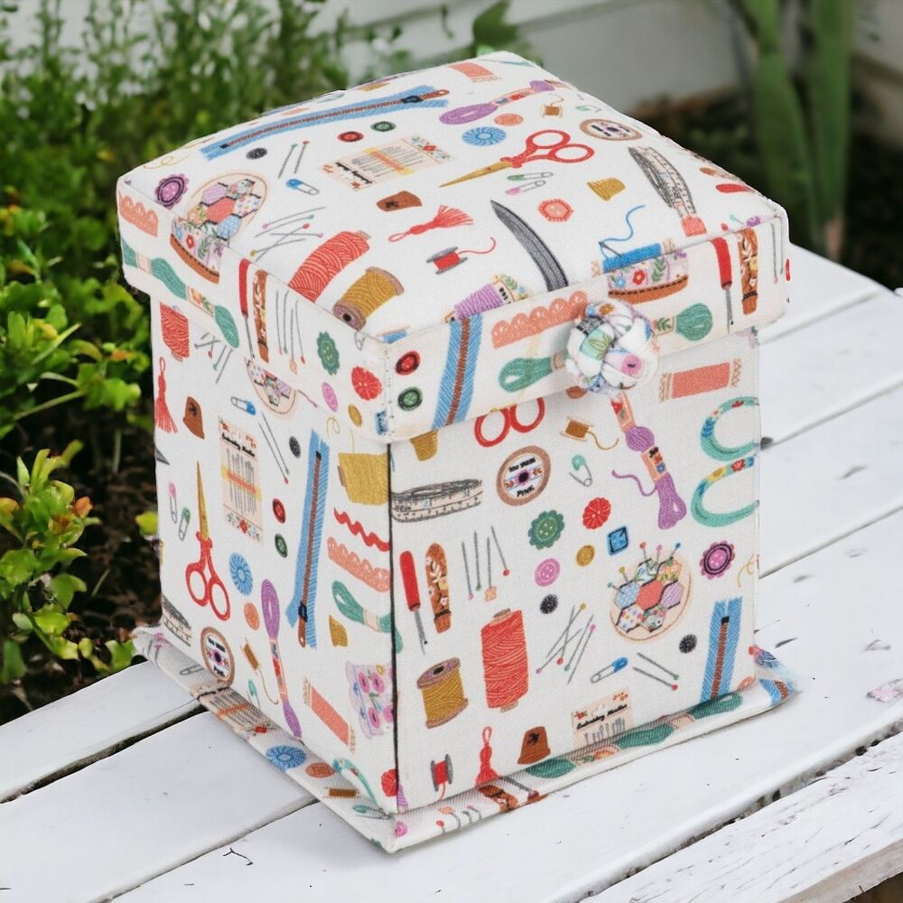 HABY NOTIONS VICTORIAN STYLE SEWING KIT WITH CONTENTS