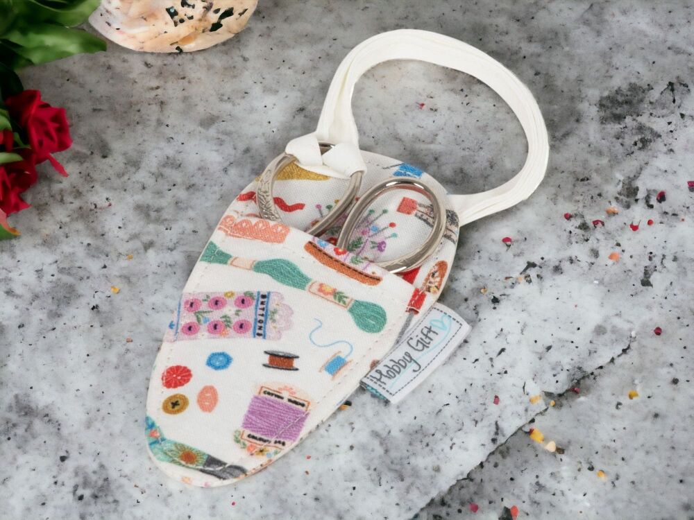 SEWING NOTIONS EMBROIDERY SCISSORS IN A CASE