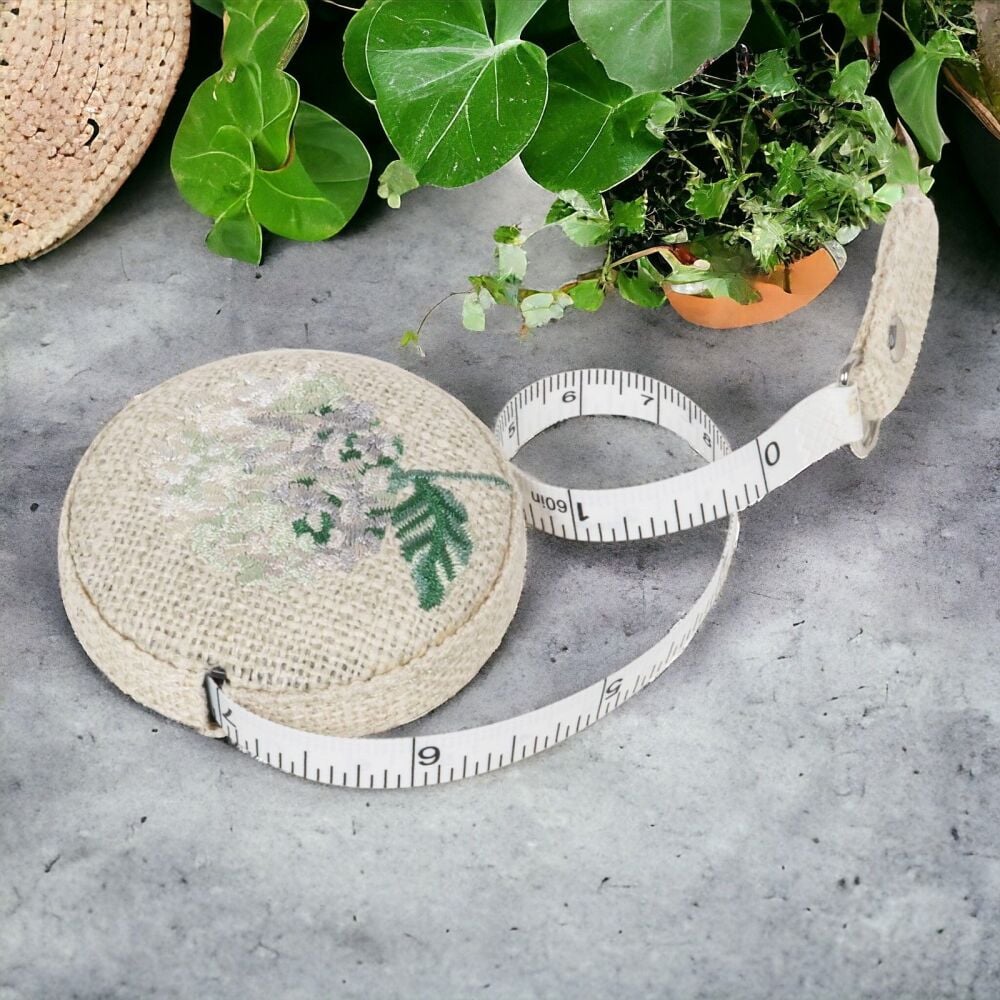 HYDRANGEA TAPE MEASURE