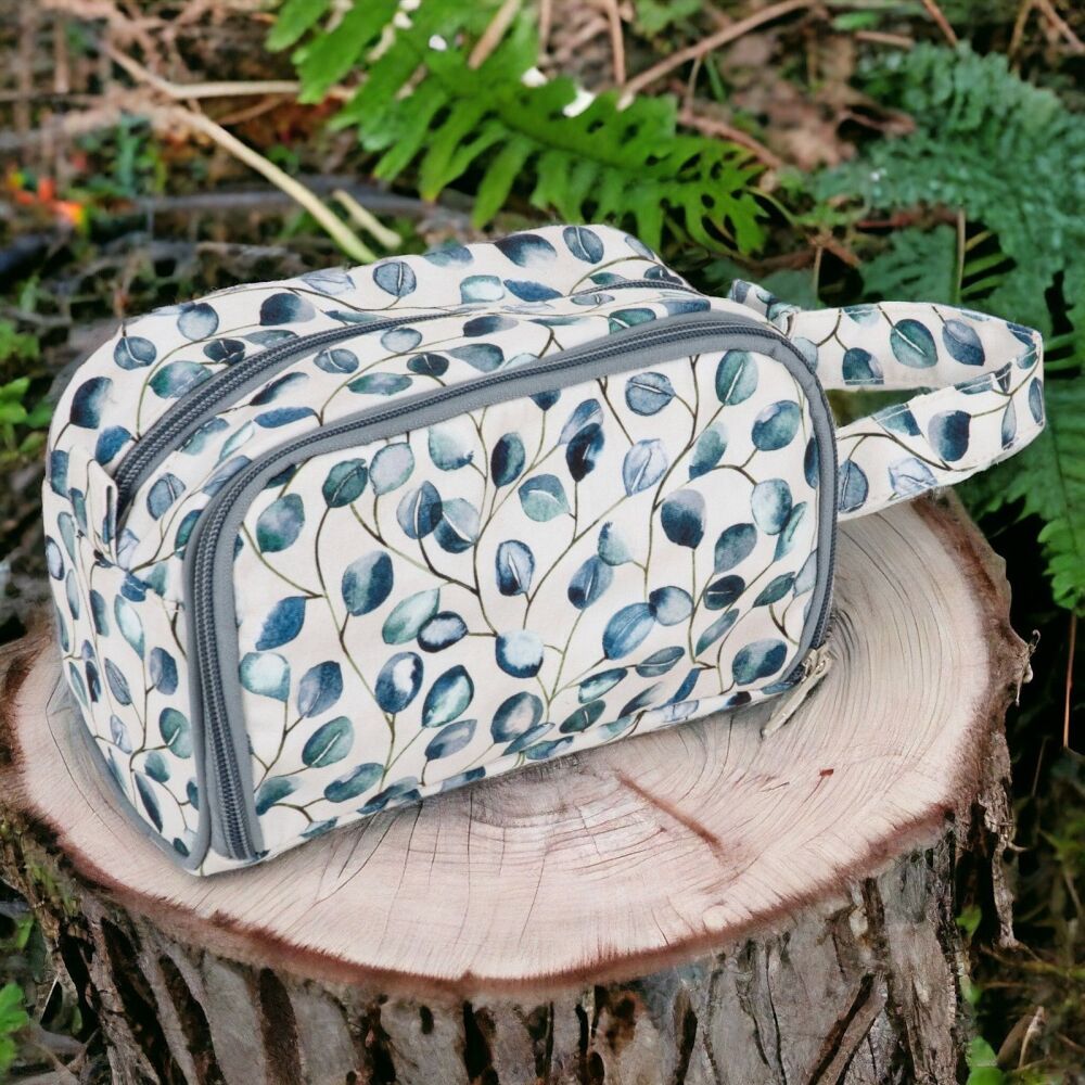 CROCHET BAG BOTANICAL DESIGN