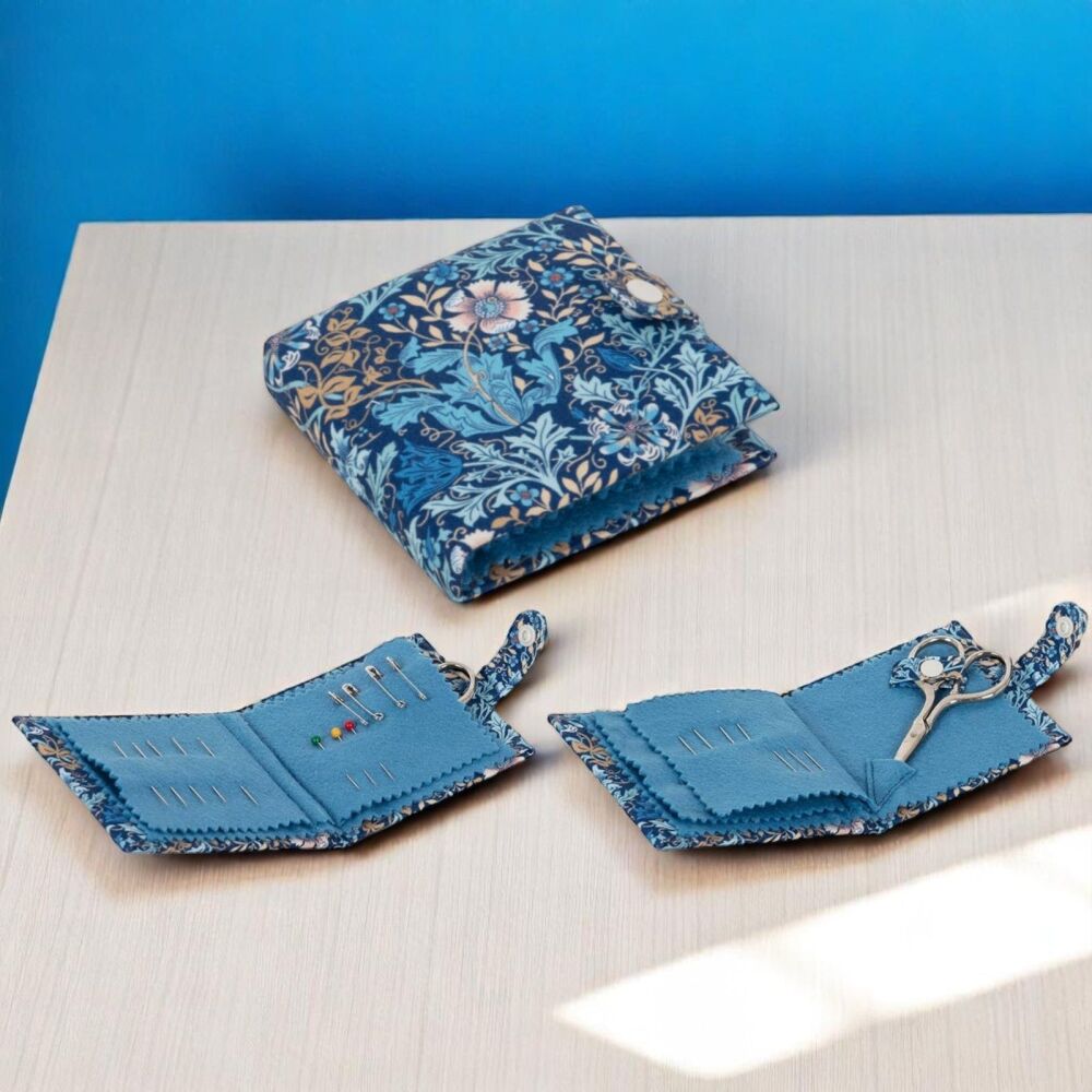 WOODBLOCK FLORAL NEEDLE CASE