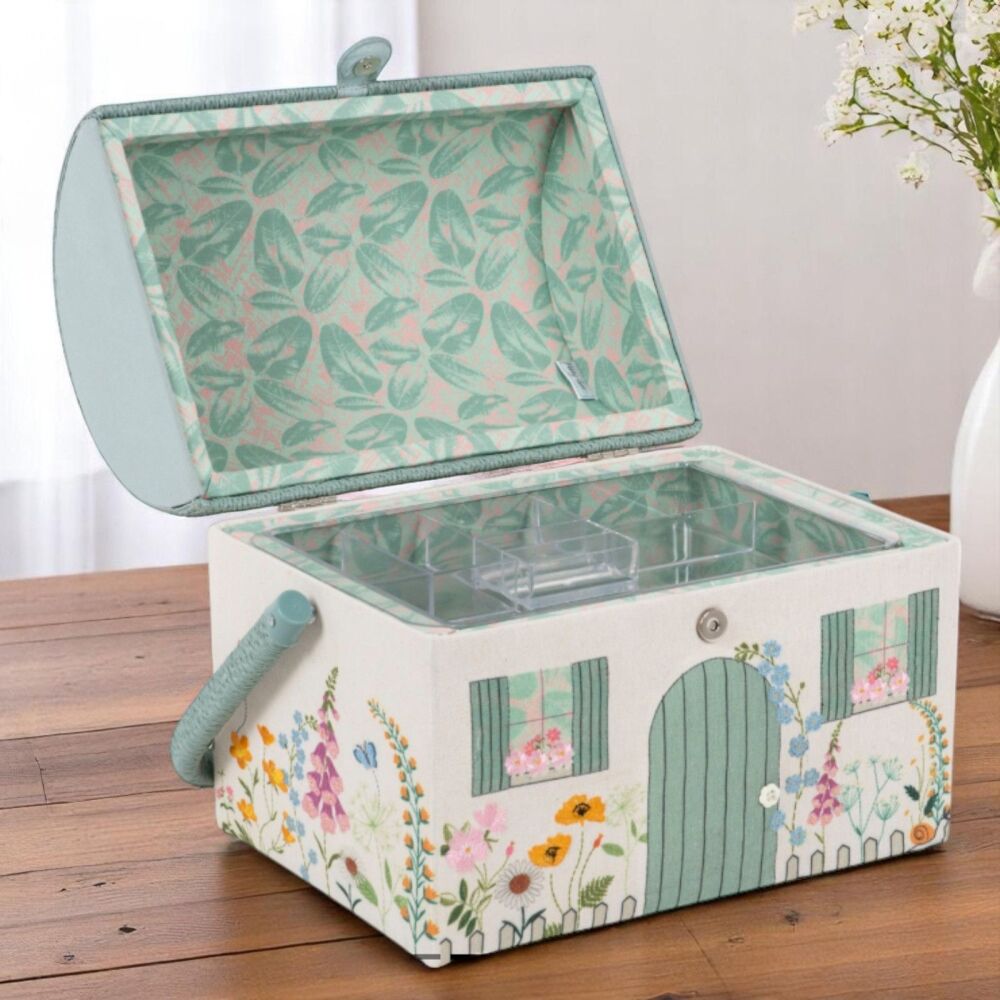 COUNTRY COTTAGE SEWING BASKET
