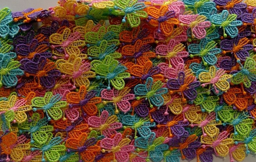 BUTTERFLY TRIM MULTI COLOURED 