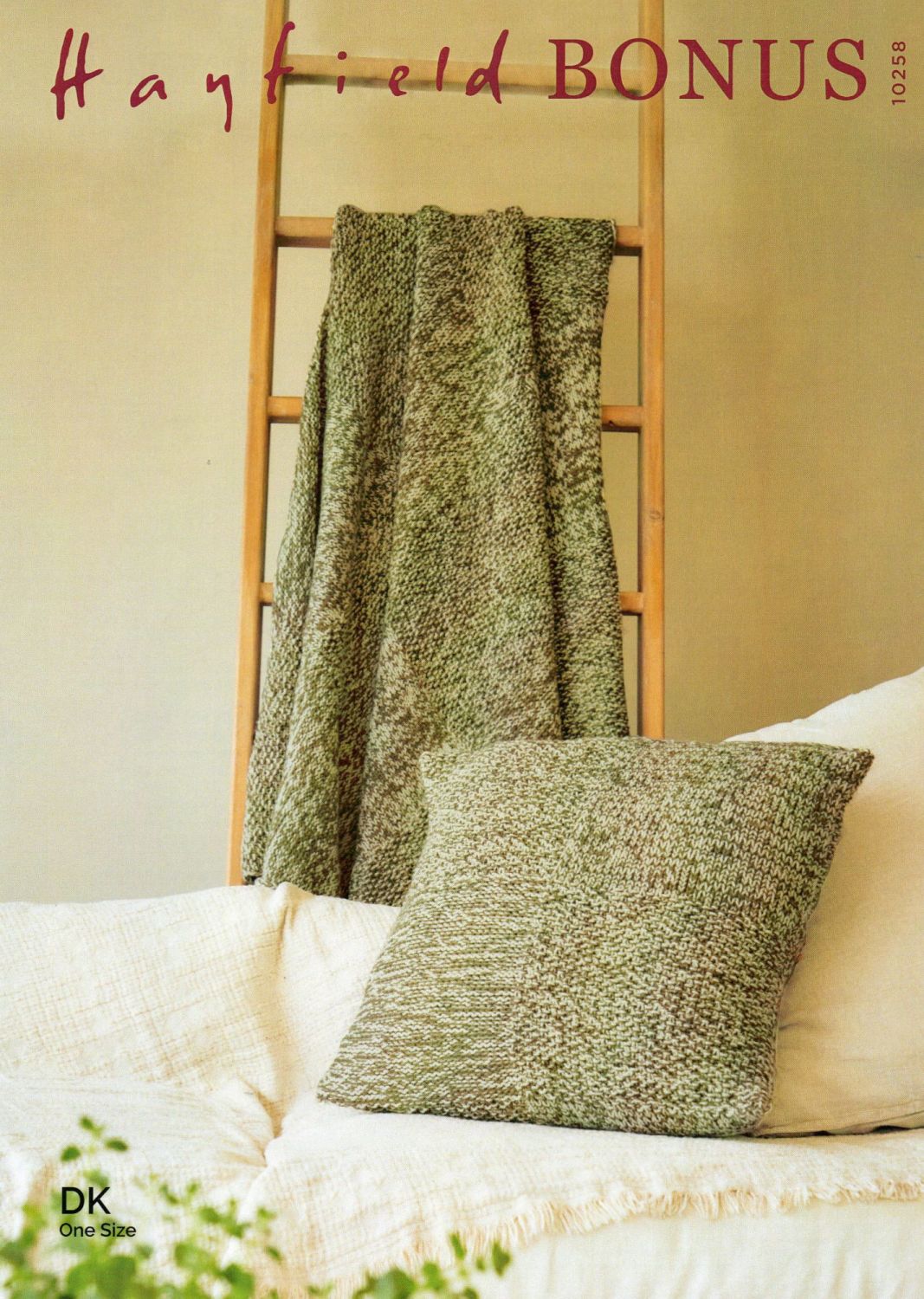 10258 - BLANKET AND CUSHION BY HAYFIELD IN DOUBLE KNIT