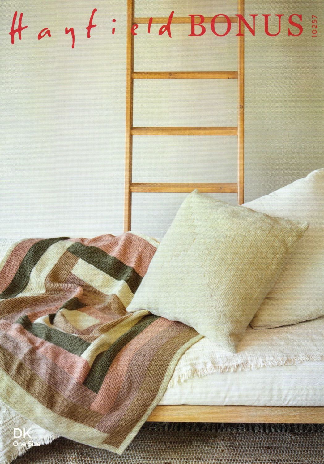 10257 - BLANKET AND CUSHION BY HAYFIELD IN DOUBLE KNIT