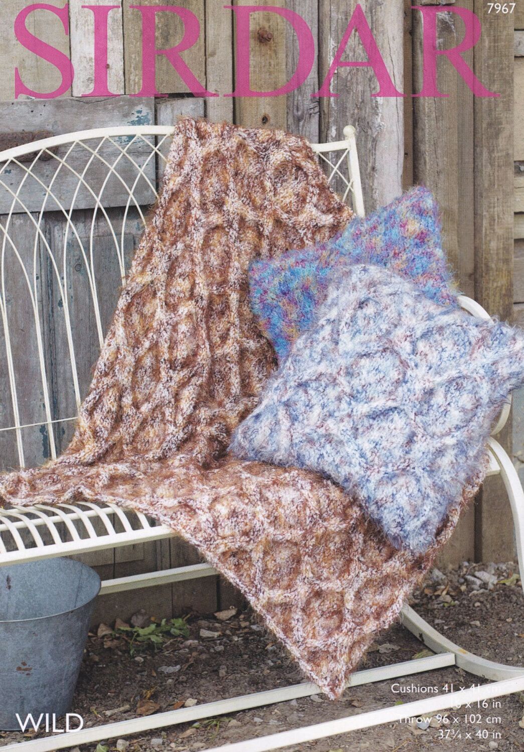 7967 HOME ACCESSORIES KNITTING PATTERN BY SIRDAR