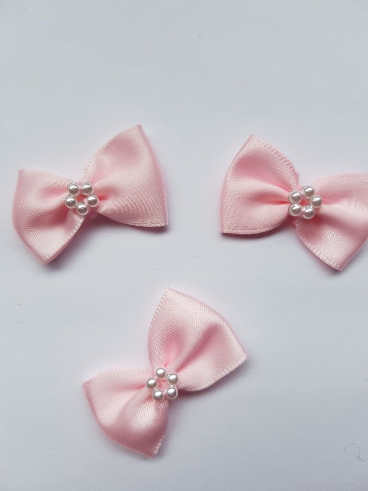 Pink Bow with Bead Centre (each)