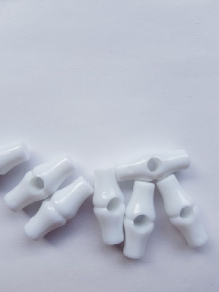 White Toggles 26mm