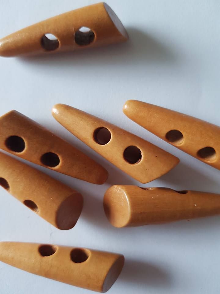 Wooden Toggle 50mm (each)