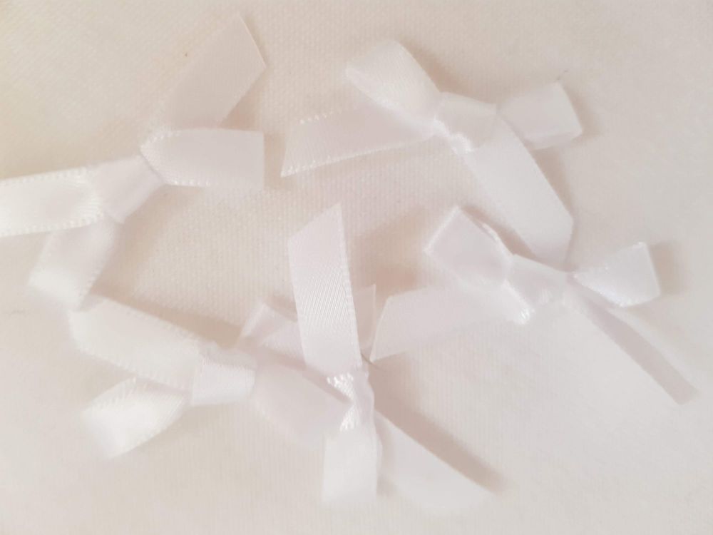 White Bow (Pack of 15)