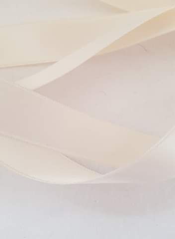 Cream Double Satin Ribbon 15mm (per metre) 