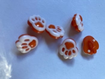 Orange Paw Button 20mm (Pack of 8)
