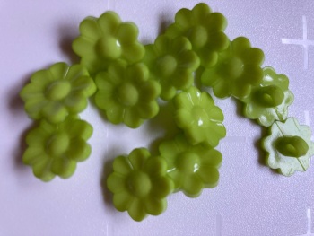 Green Flower Button 17mm (Pack of 12)