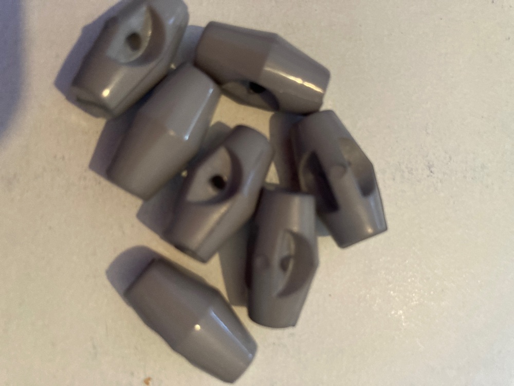 Grey Toggle 19mm (each)