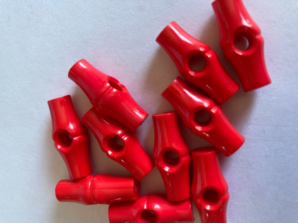 Red Toggle 25mm (each)