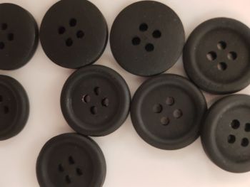 Black  Wooden Button 20mm (pack of 6)