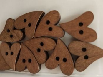 Heart (darker) Wooden Buttons 17x21mm (Pack of 10)