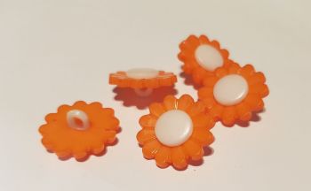 Orange Daisy/Flower Button 20mm (Pack of 12)