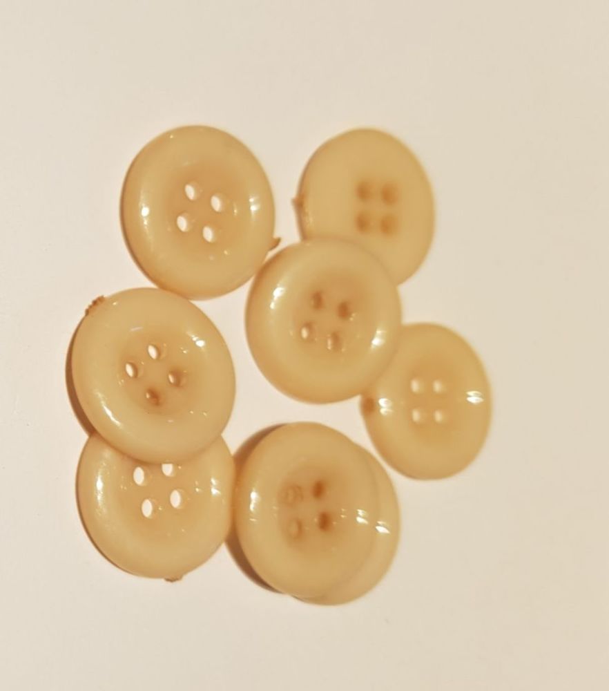 Beige / Cream 4 hole / Raised edge Buttons 18mm (Pack of 8)