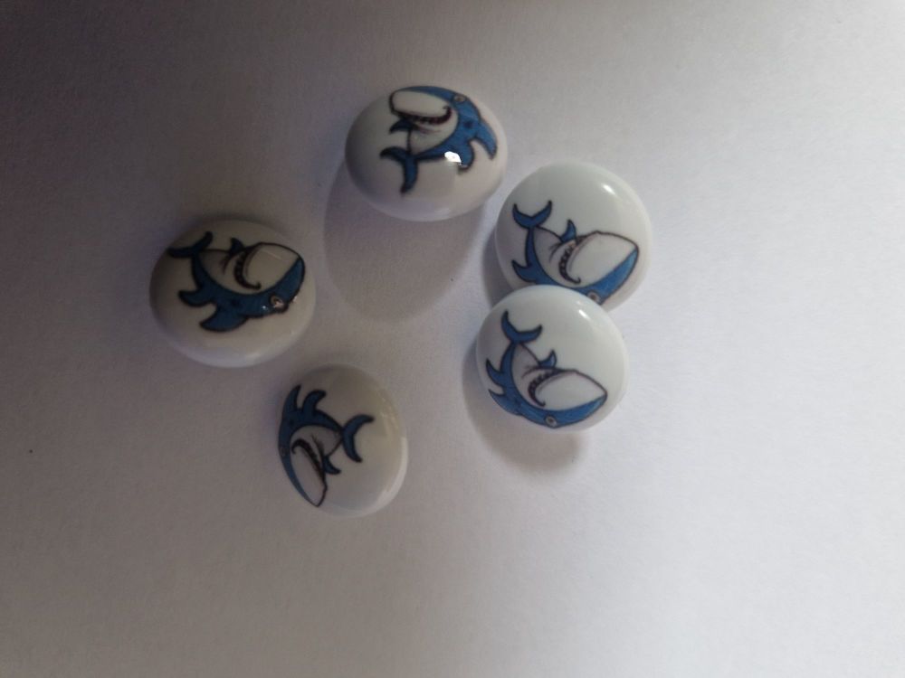 Shark Buttons 15mm (Pack of 5)