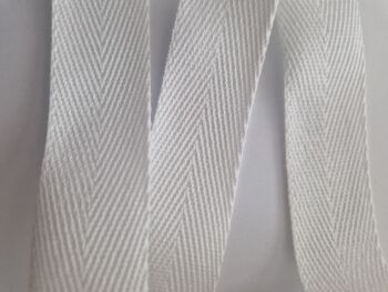 Cotton Webbing 25mm - White - Suitable for Apron straps/Bunting... (3 metres)