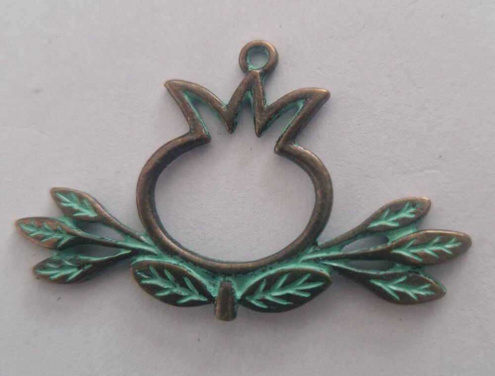 Thistle Charm / Pendant (1)