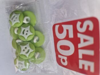 Lime Green Star Centre Buttons (Pack of 10)