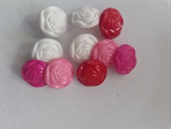 Mixed Flower Buttons (Pack of 10)