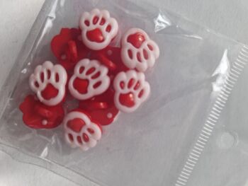 Red Paw Buttons (Pack of 10)