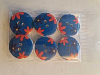 Blue / Flowers Wooden Buttons 19mm (Pack of 6)