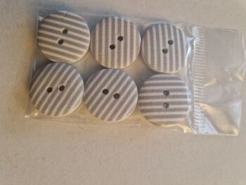 Grey / White Stripe Wooden Buttons 19mm (Pack of 6)