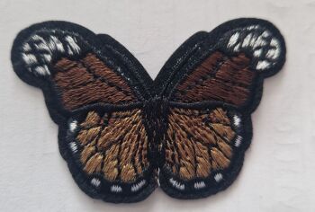 Butterfly Motif - Brown  72x52mm