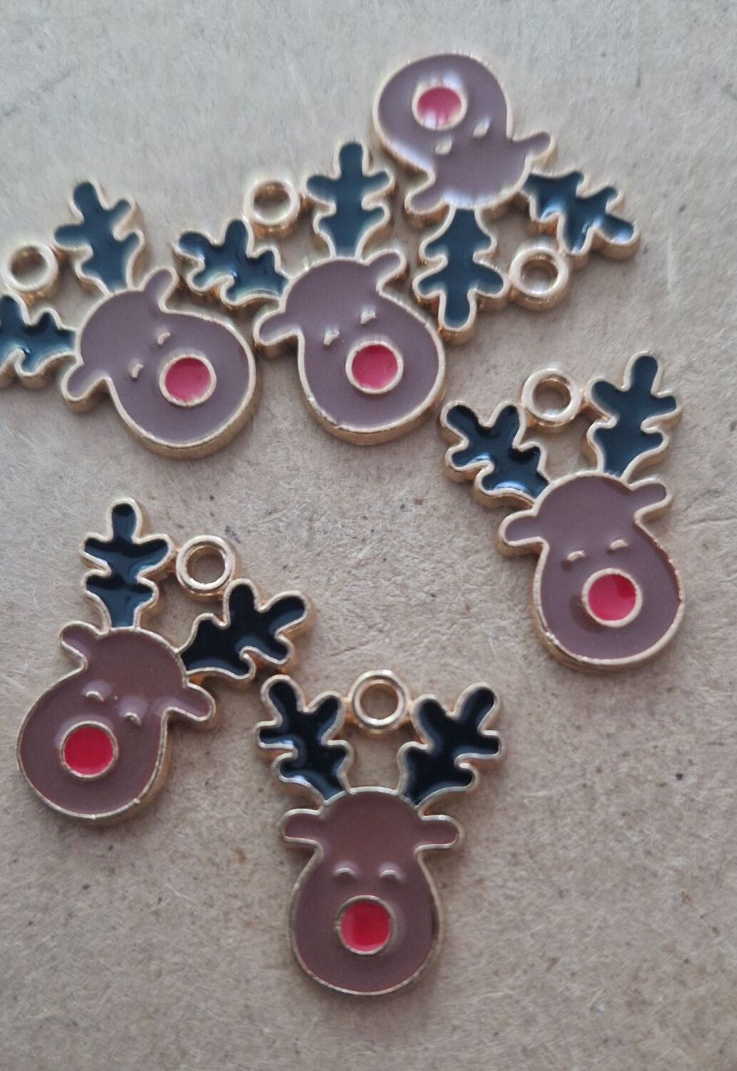 Christmas Charms 6 pieces - Reindeer