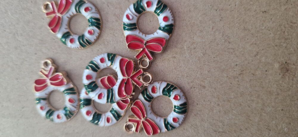 Christmas Charms 6 pieces - Wreath