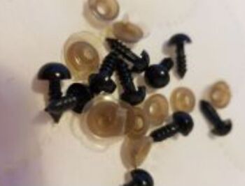 Safety Eyes Black 8mm - 4 pairs E04
