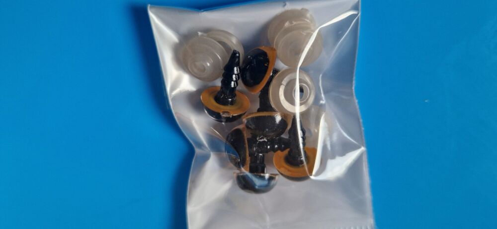 Safety Eyes Amber 10mm - 3 pairs E23