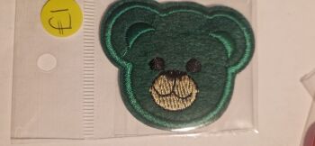 Teddy Face Motif - Green  68mm x 45mm