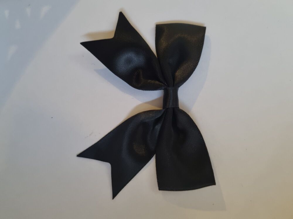 Black Bow 80mm each